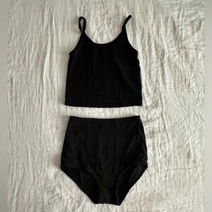 ARQ tank and undie set